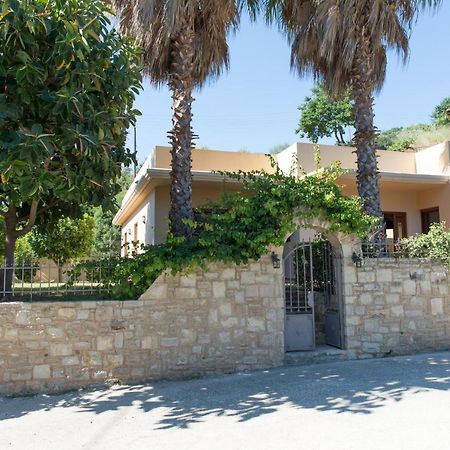 Heraklion Comfy House With Mountain View ภายนอก รูปภาพ