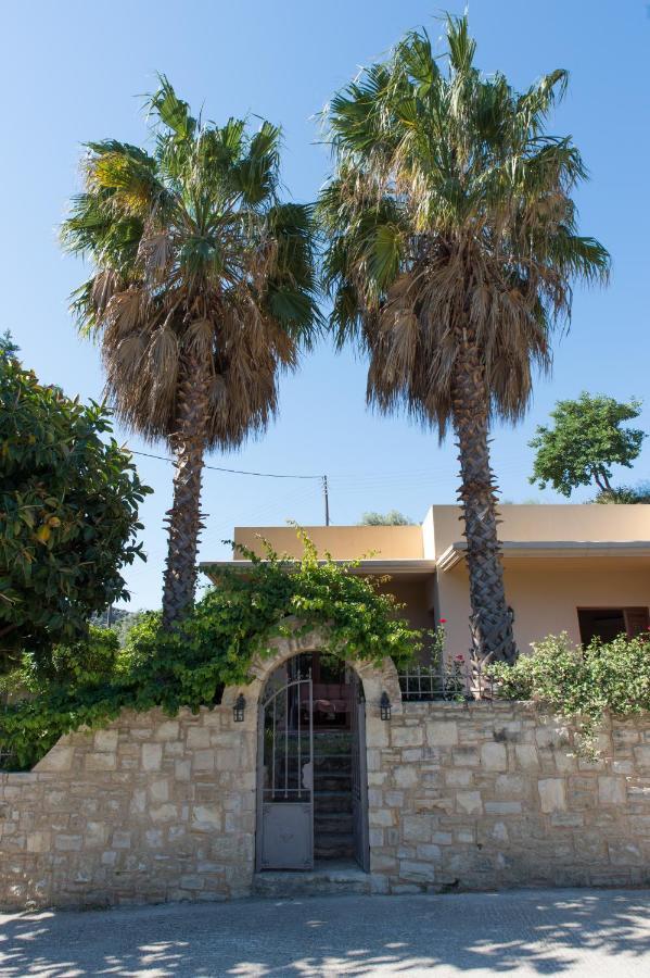 Heraklion Comfy House With Mountain View ภายนอก รูปภาพ