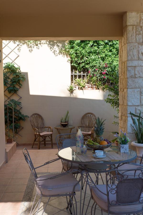 Heraklion Comfy House With Mountain View ภายนอก รูปภาพ